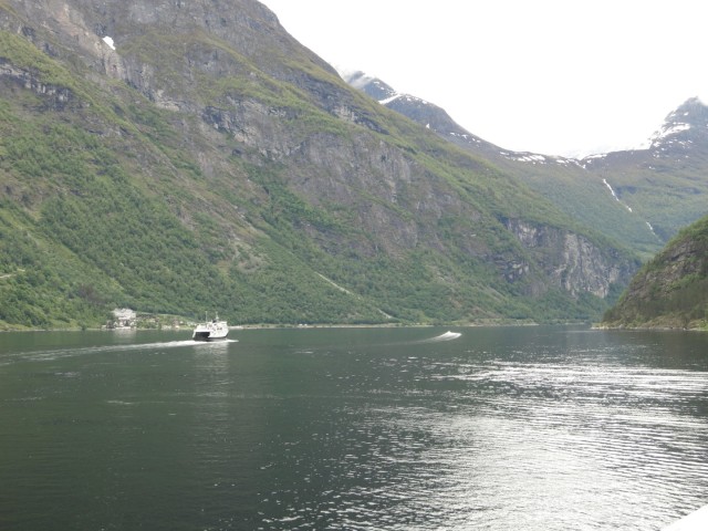 Hurtigruten_2015-06-18_13-16